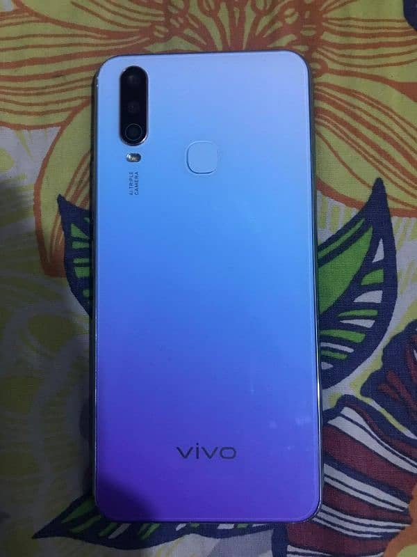 Vivo y17 8 256 4