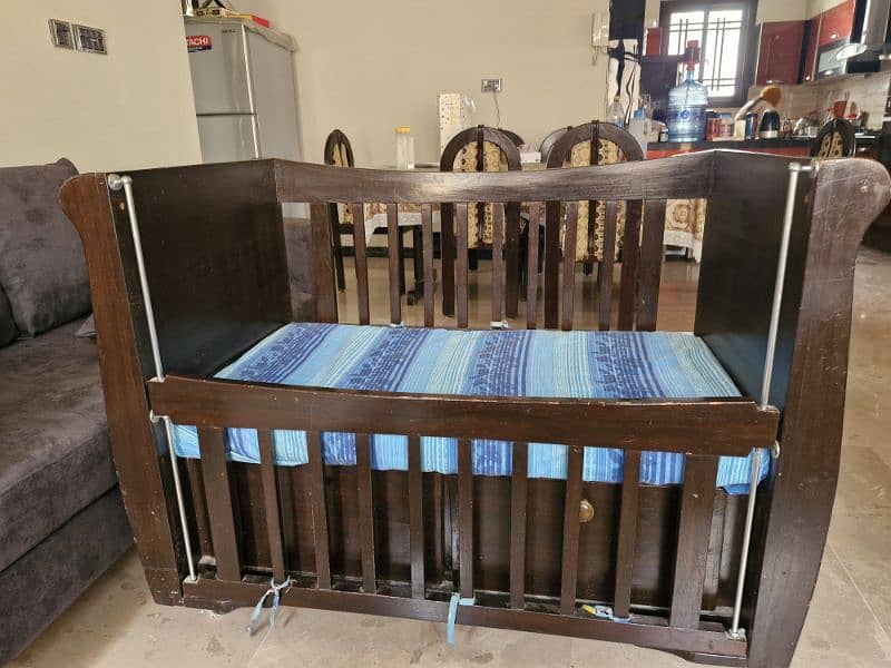 High quality solid wood baby sleeping cot 8