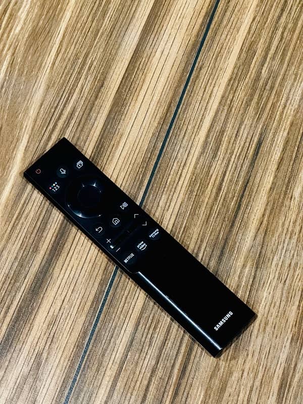 Genuine Samsung Solar + USB C remote 0