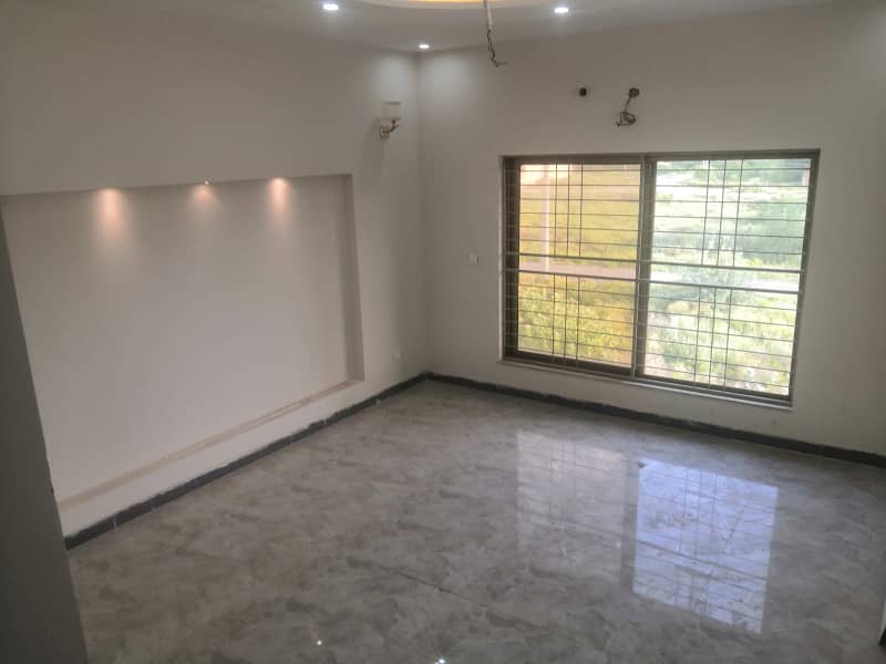 10 Marla upper portion available for rent in LDA AVENUE 7