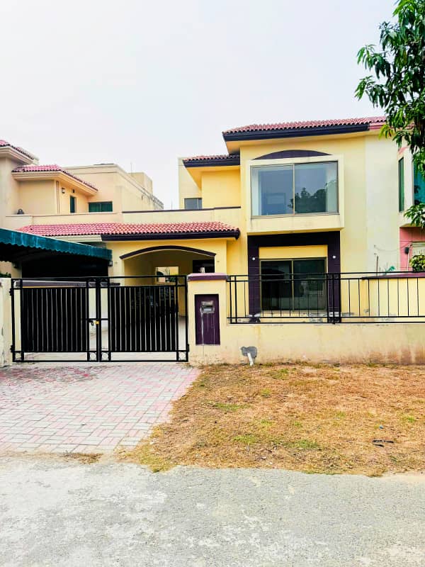 12 Marla Brand New House on Wide Road for Sale in Lake City Sector M-1 1