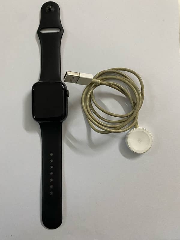 Apple Watch series 4 44mm Nike+ edition 5