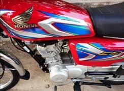 Honda 125 Model 2022 Red Fabulous LusSh condition original papers