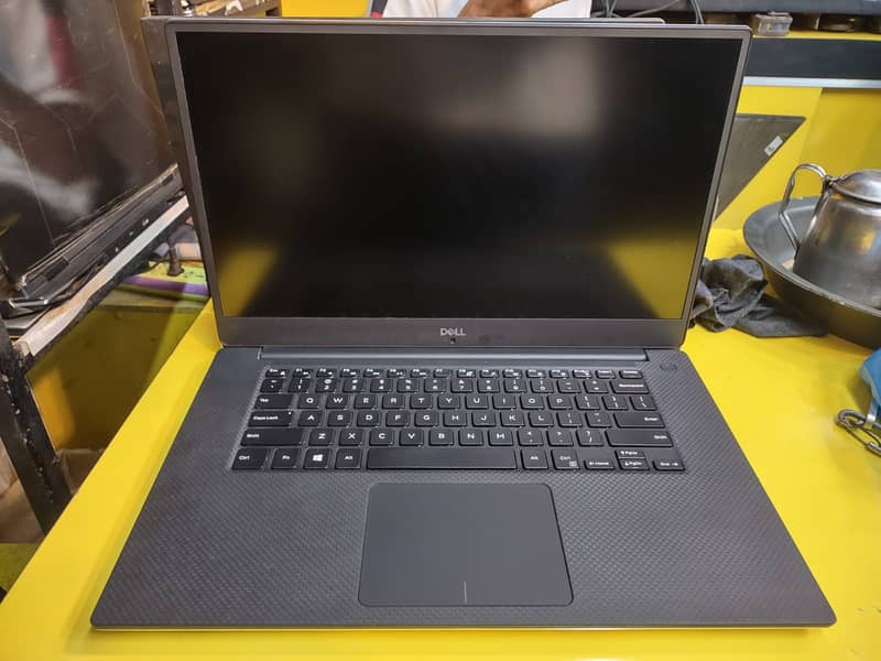 DELL PRECISION 5530 I9 8GEN 0