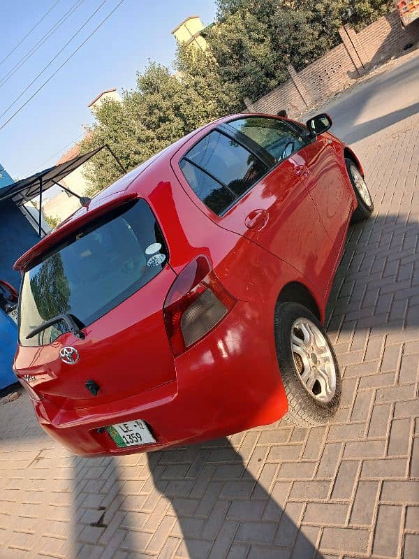 Toyota Vitz 5