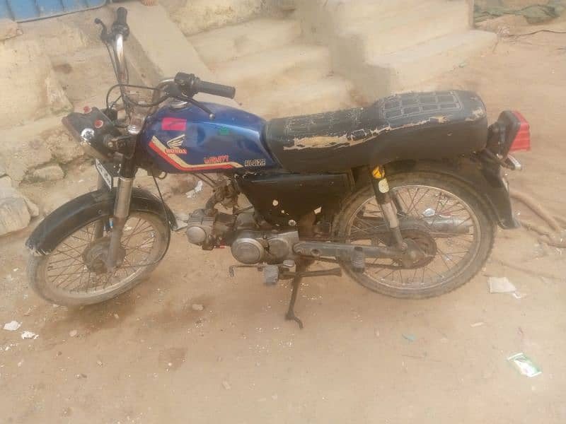 original Honda 1987 model karachi number 30000 final price 0