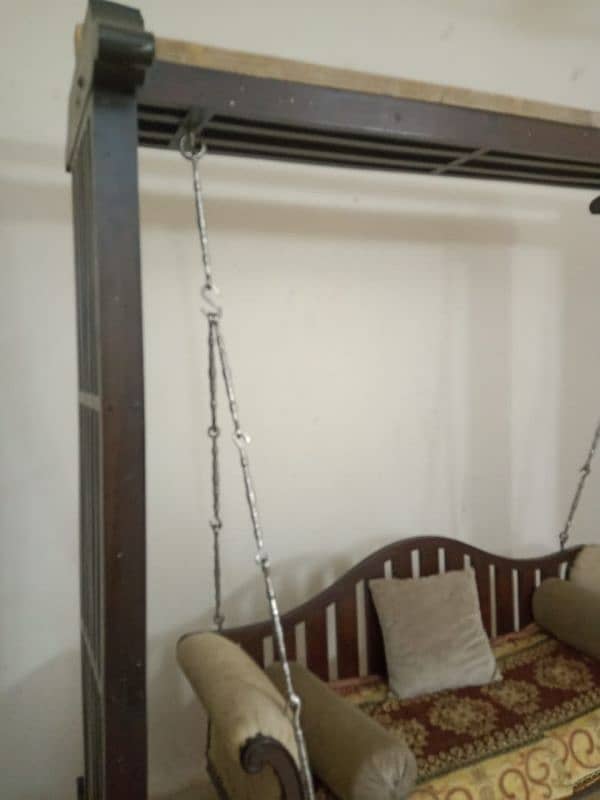 Jhoola for sale in Shah Faisal colony 2