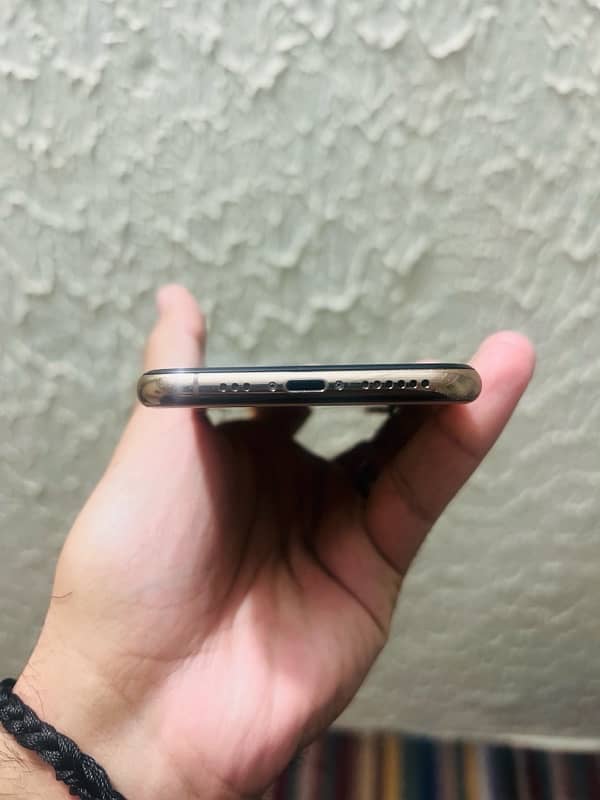 IPhone Xs 256gb PTA appproved 1