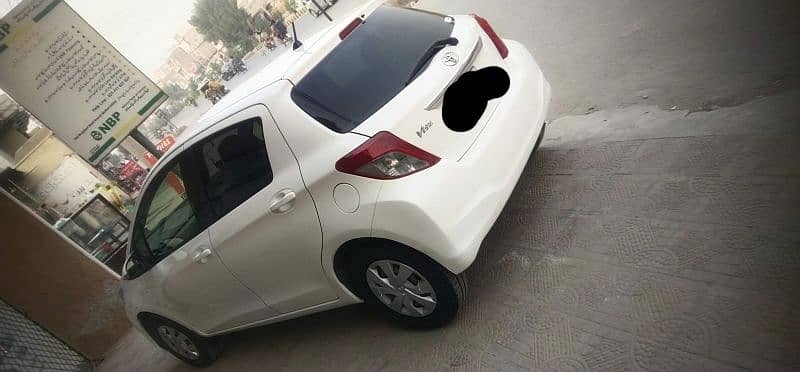 Toyota Vitz 2016 0