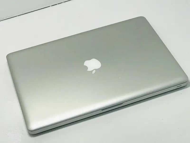 APPLE MACBOOK PRO 2012 CORE I7 8GB RAM 180 SSD 15" 3