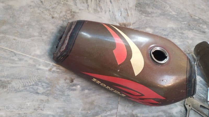 125cc Fuel tank Good condition 2