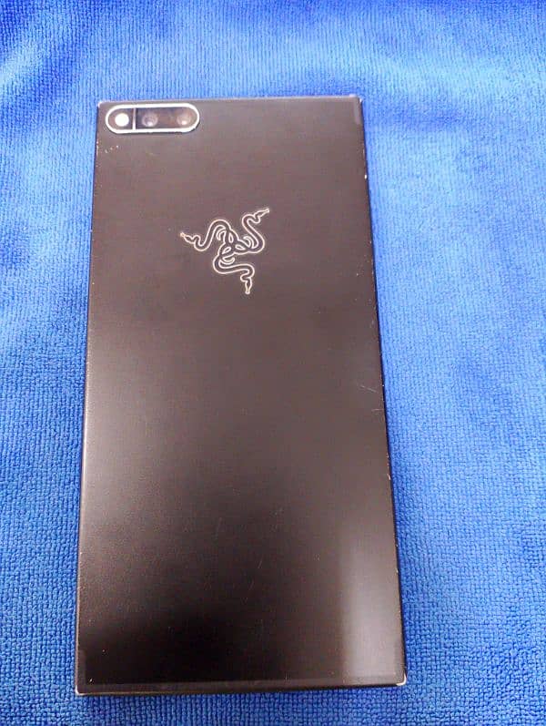 Razer phone 1 0