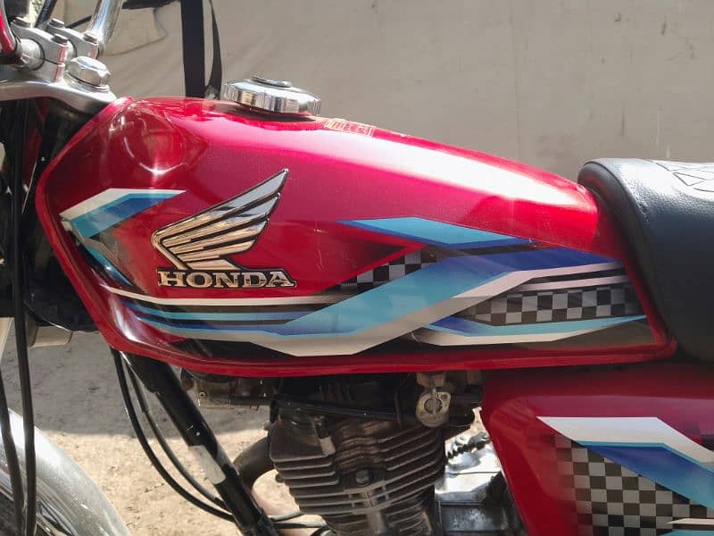 Honda 125 2024 Urgent sale Excelled Condition hai 03243481930 8