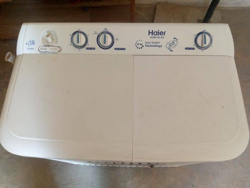 Haier Washing & Dryer Machine 0