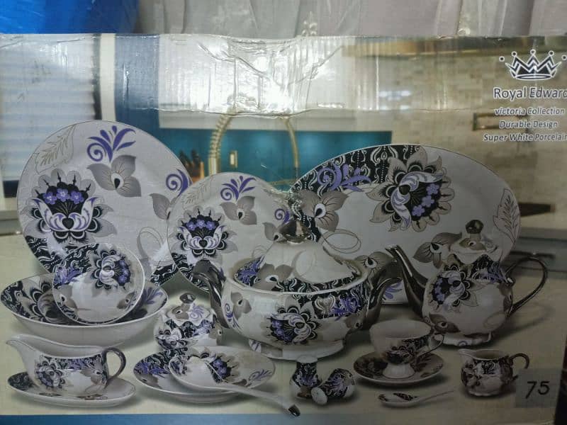 75 piece porcelain crockery set 0