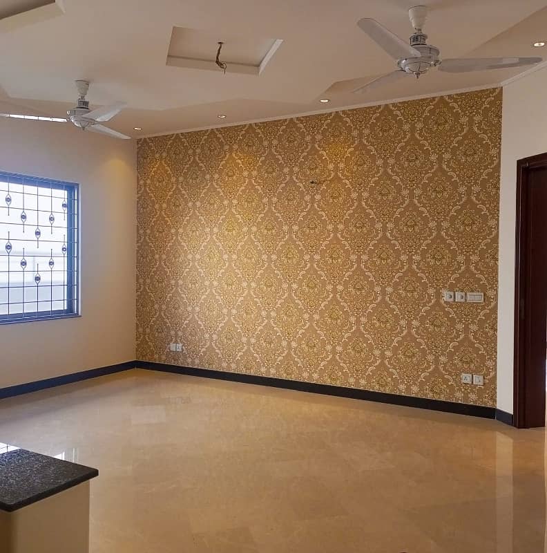 1 Kanal Upper Portion For Rent In DHA Phase 2,Block Q, Lahore. 1