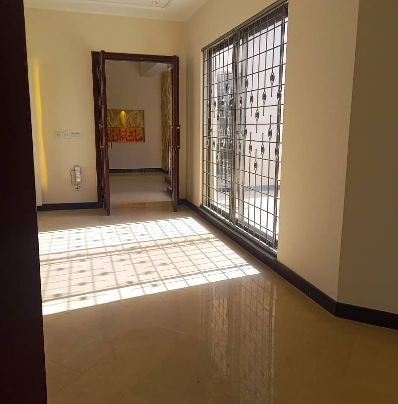 1 Kanal Upper Portion For Rent In DHA Phase 2,Block Q, Lahore. 6