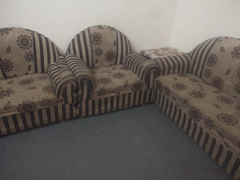 used sofa set and iron stand 0