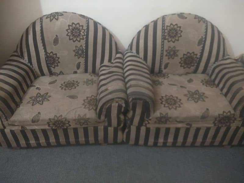 used sofa set and iron stand 1