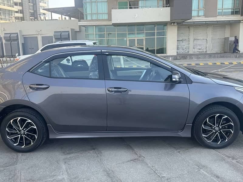 Toyota Corolla Altis 2024 3