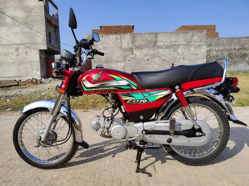 Honda CD 70 9