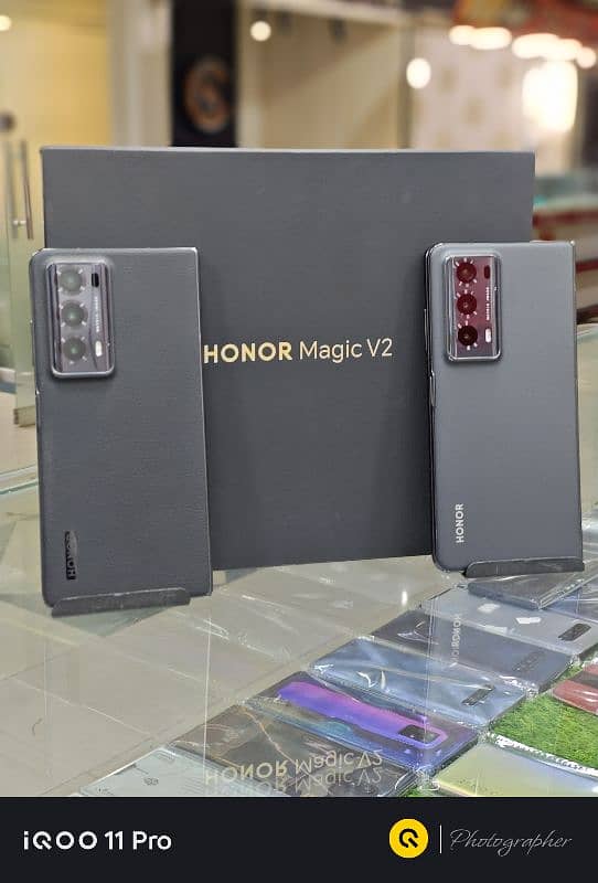 Honor Magic V2 3