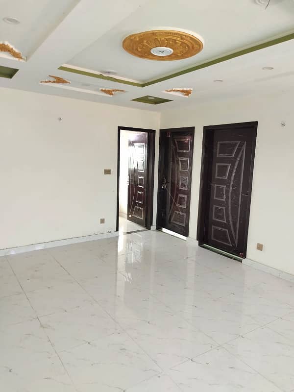 beautiful flat in Gul-e-damin 5