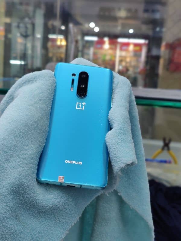 OnePlus 8pro dual physical 12/256 lush condition 7