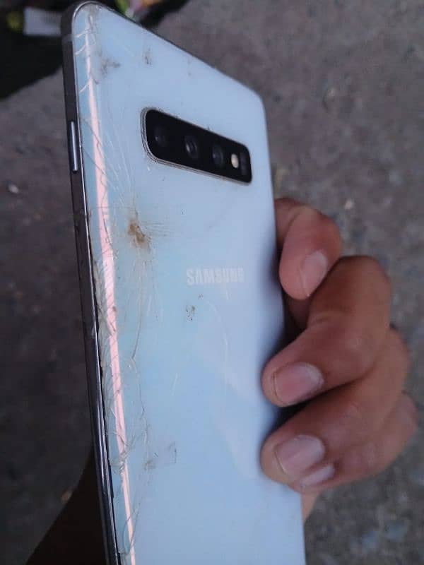 Samsung galaxy s10plus 1