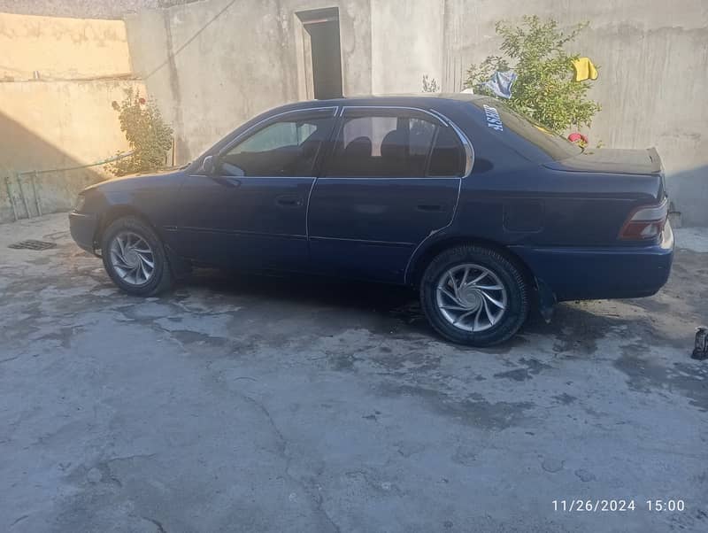 Toyota Corolla XE 1995 3