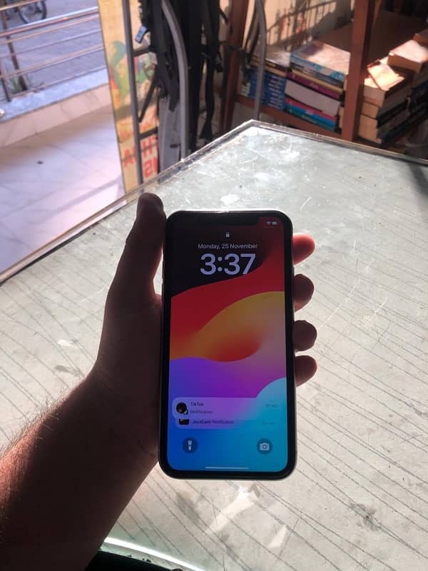 iPhone XR 128gb non pta 5