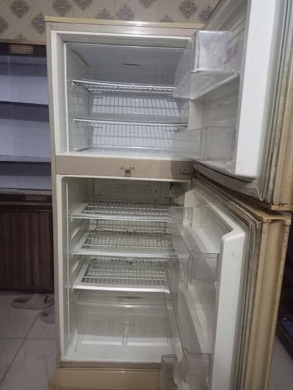 refrigerator for sale 3