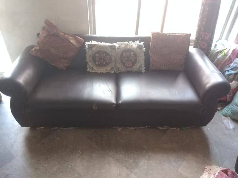 urgent sale 5 seater sofa 0