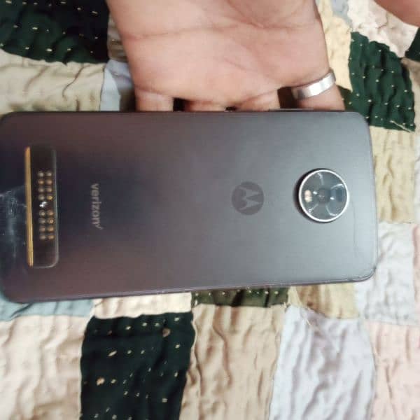 moto z4 4/128 srif panel Dale ga baki all ok h 0