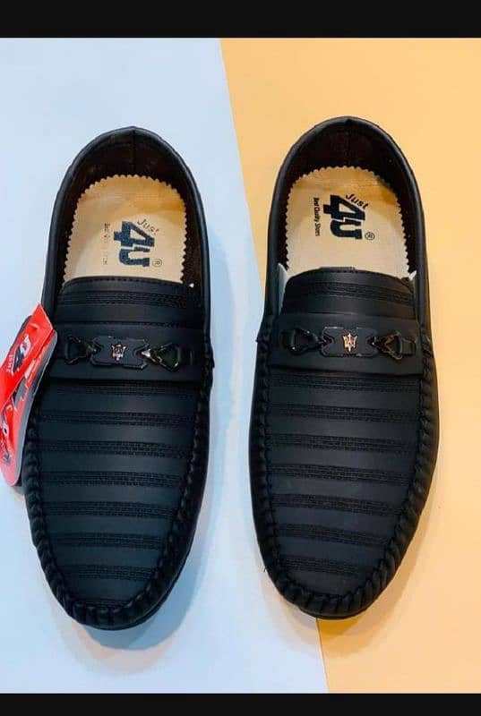 man's black loafers 1