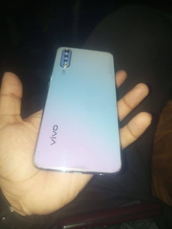 Vivo s1  8/256 3