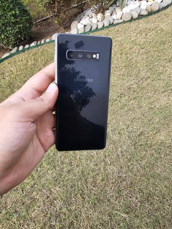 Samsung galaxy s10+ 1