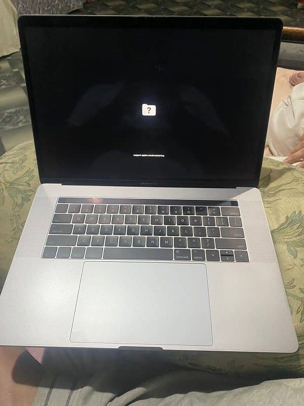 Macbook pro 2017 0