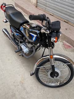 Honda 125 isb number double saman good condition