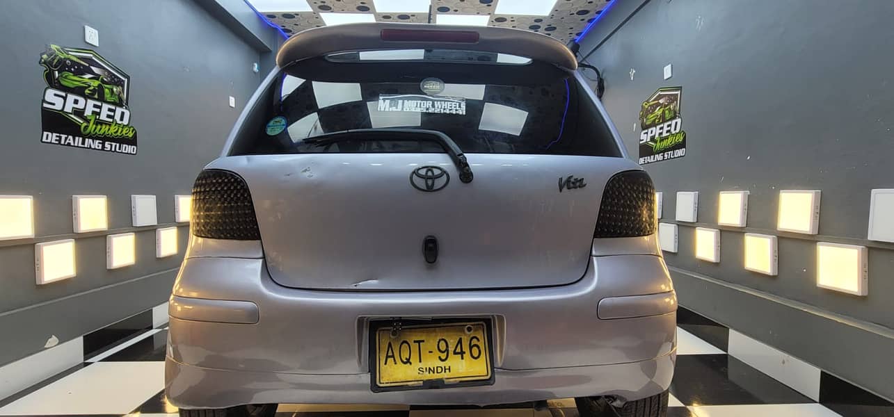 Toyota Vitz 2004 Reg 2008 FL Package 7