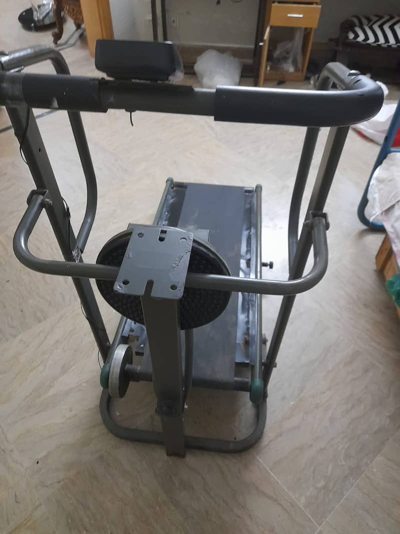 Walking machine/ Running machine / Treadmils 1