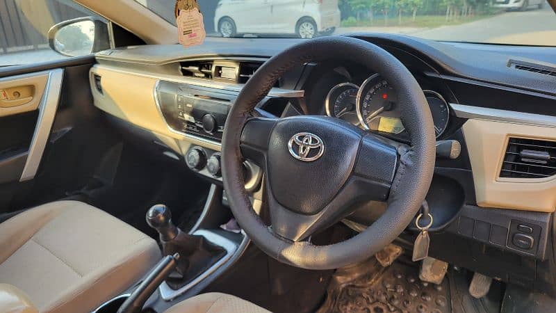 Toyota Corolla GLI 2015 9