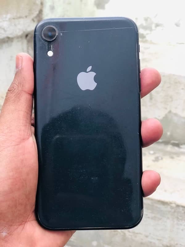 iphone xr 64gb condition 10/10 6