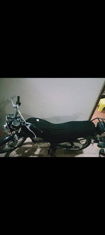 Suzuki Gs 150 model 30/10/2017 11