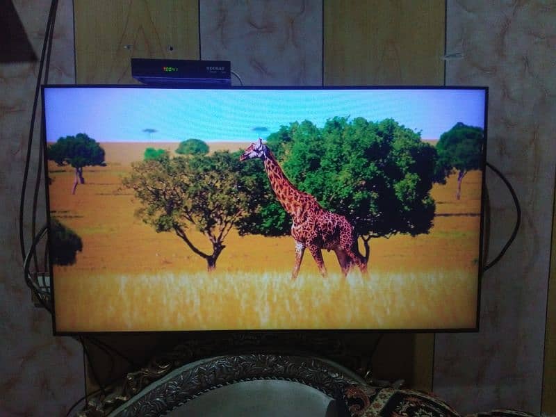 SAMSUNG ORIGINAL 50" SMART  LED FOR SALE 8