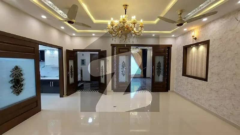 1 KANAL UPPER PORTION AVAILABLE FOR RENT 5