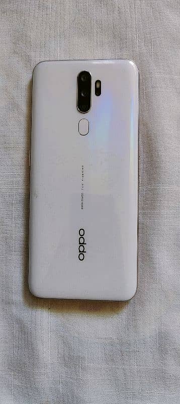 Oppo A5 2020 4