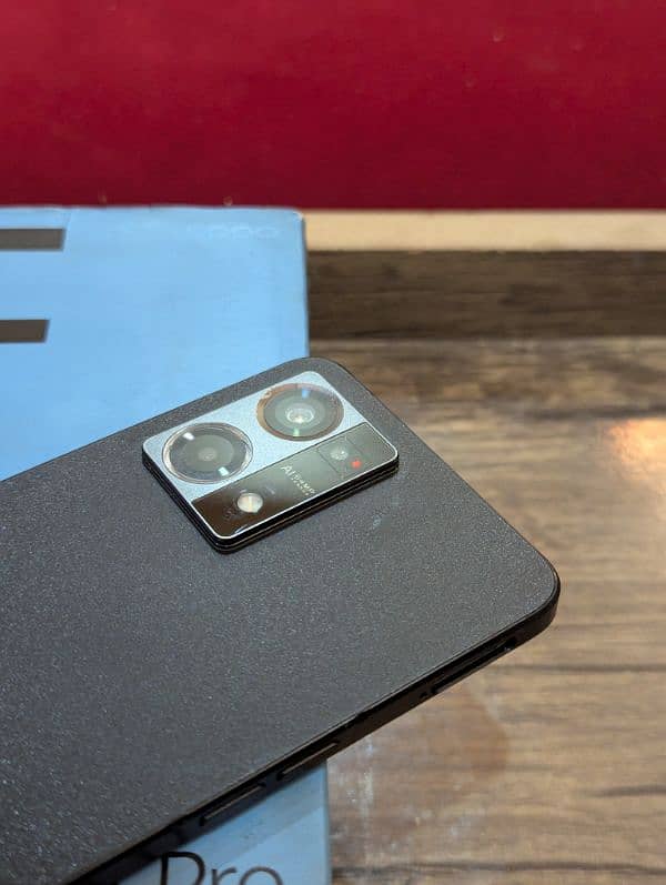 Oppo f21 pro black edition mobile in mint condition 3