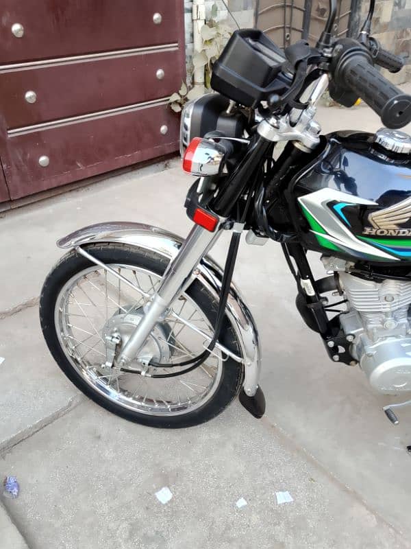 HONDA CG 125 2023 ALL PUNJAB REGISTER 3