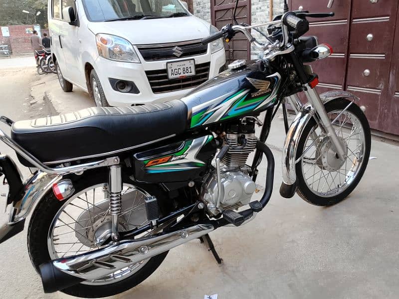 HONDA CG 125 2023 ALL PUNJAB REGISTER 4